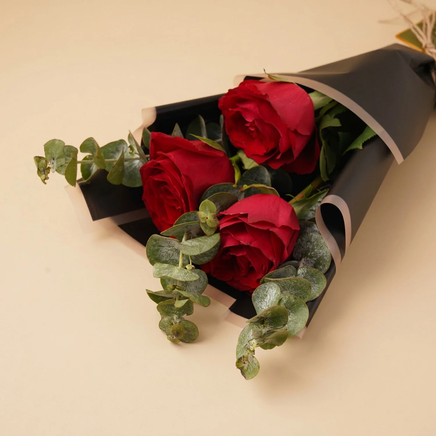 كومبو كيك وورد احمر راقي - Image 3